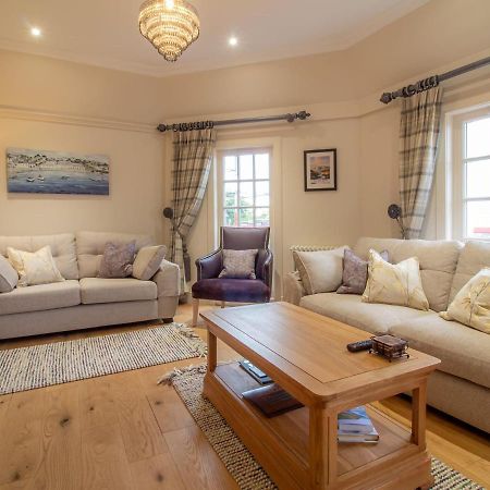 אדינבורו Luxury Royal Mile Apartment By The Castle - Sleeps 4 מראה חיצוני תמונה