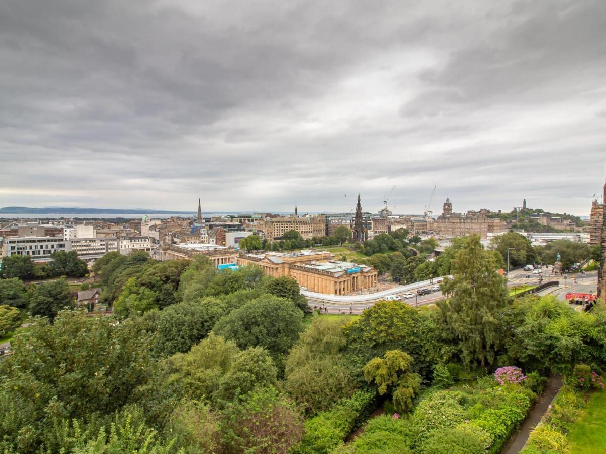 אדינבורו Luxury Royal Mile Apartment By The Castle - Sleeps 4 מראה חיצוני תמונה