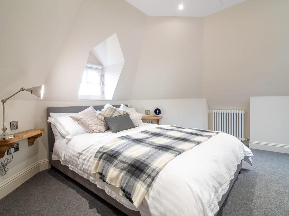 אדינבורו Luxury Royal Mile Apartment By The Castle - Sleeps 4 מראה חיצוני תמונה