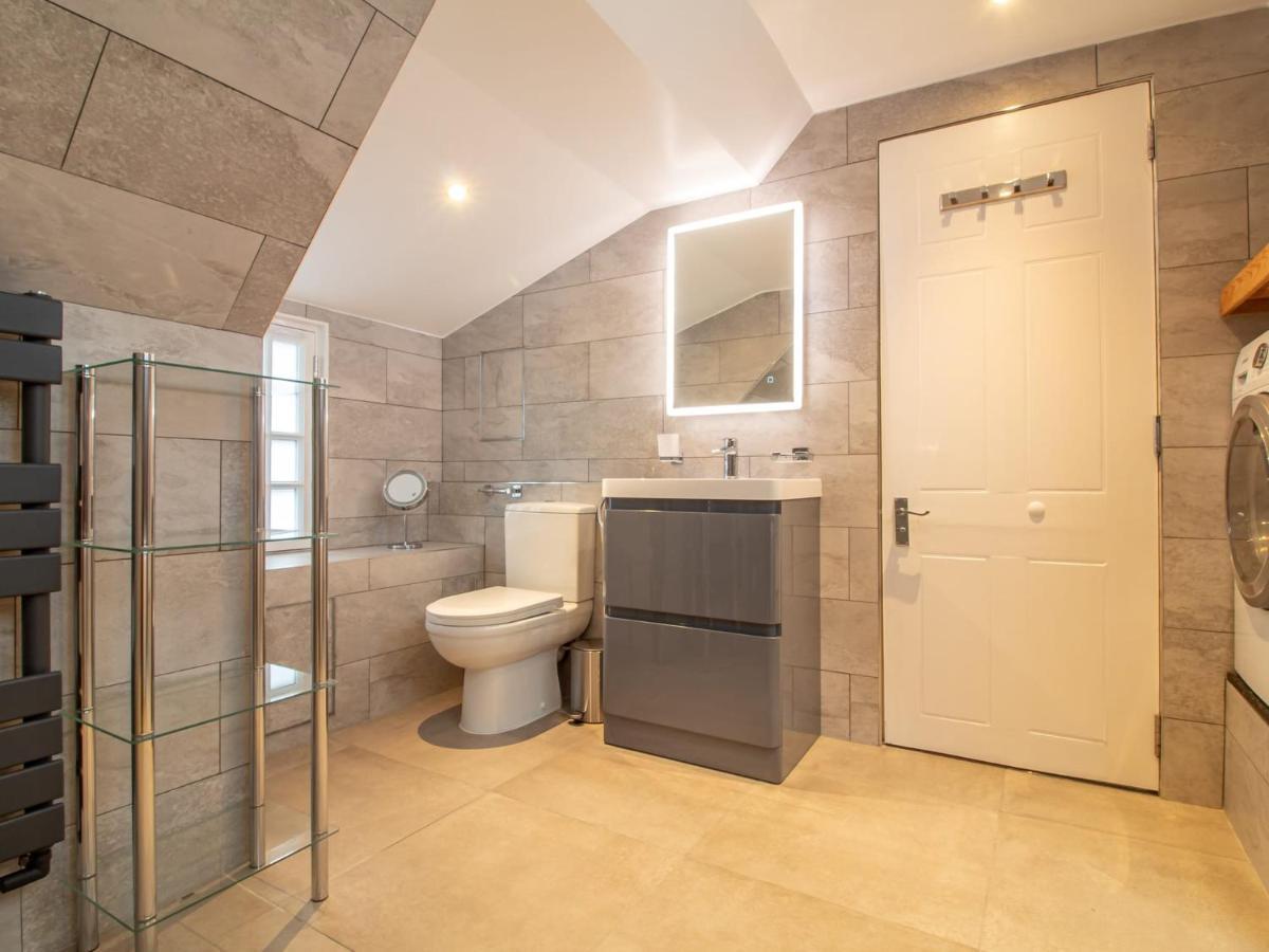 אדינבורו Luxury Royal Mile Apartment By The Castle - Sleeps 4 מראה חיצוני תמונה
